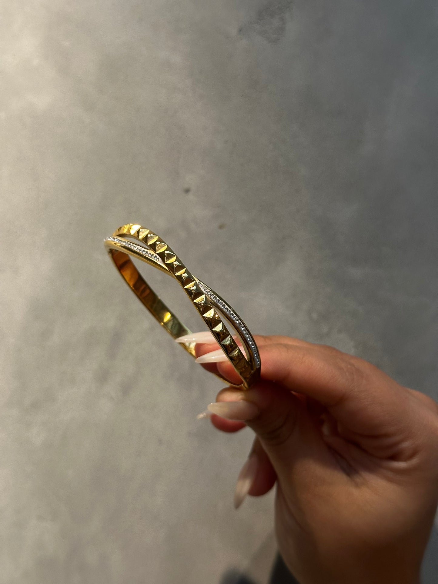 Infinity Diamond Studded Gold Band