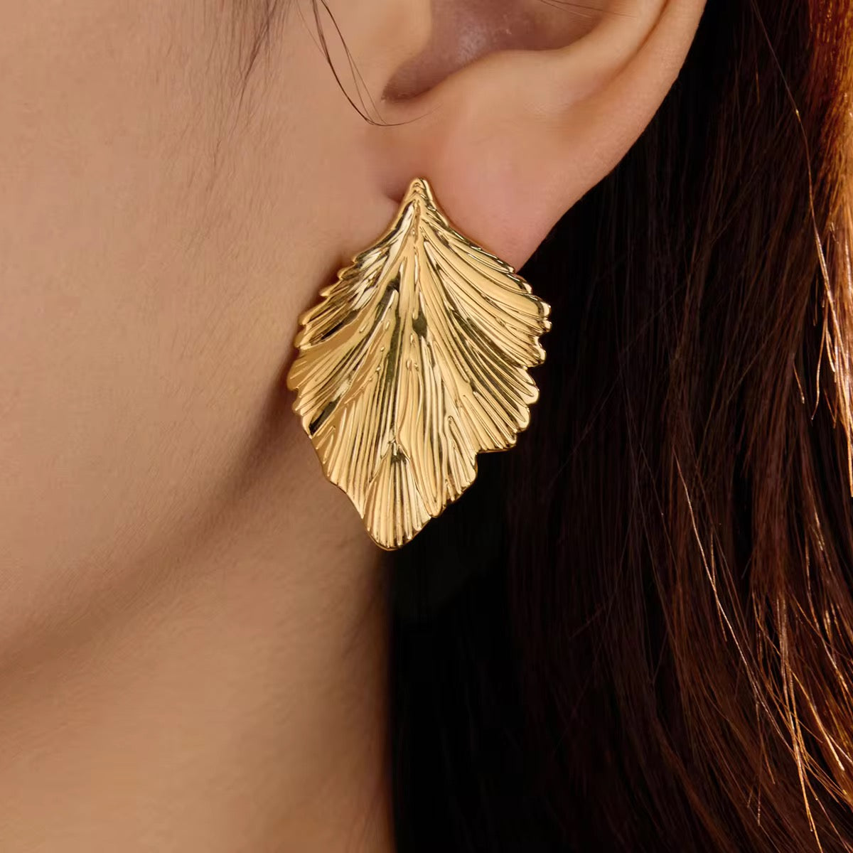 Dainty Leaf Gold Earrings
