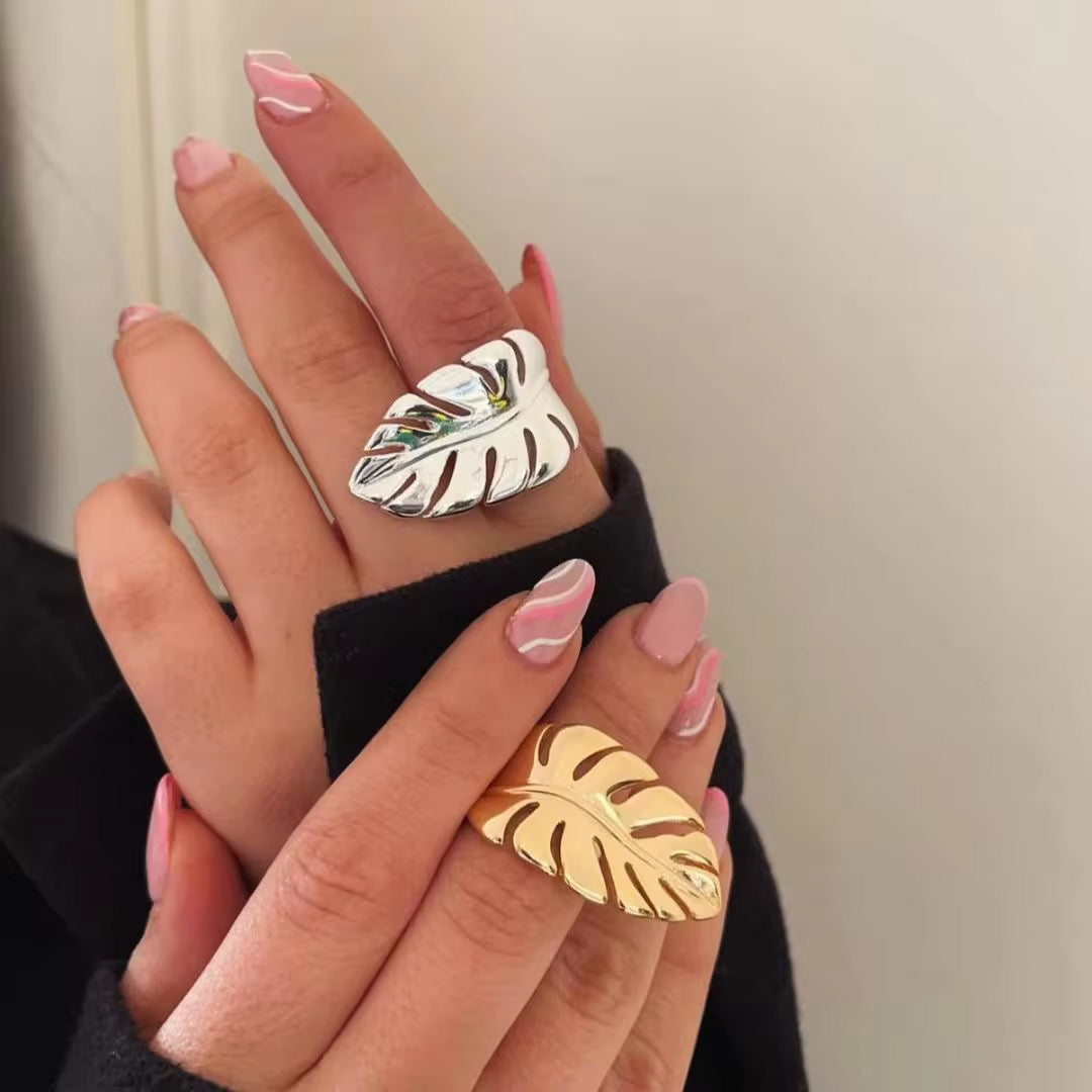 Statement Leaf Gold Ring