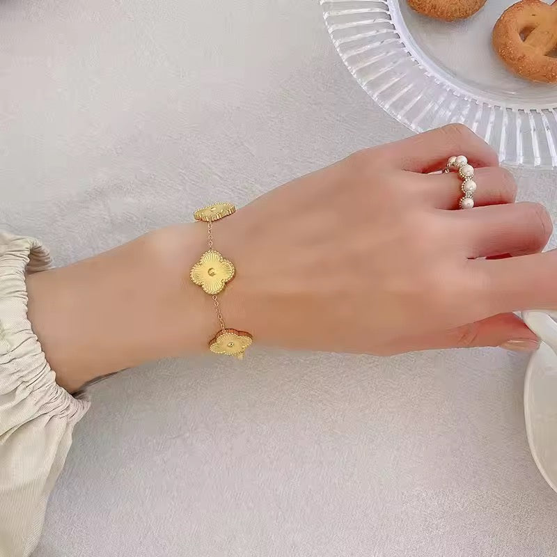 Clover Shape Gold Bracelet