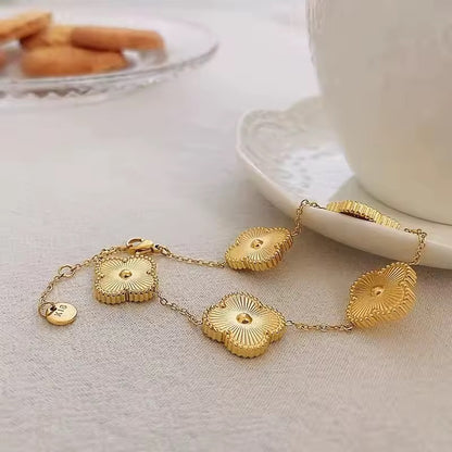 Clover Shape Gold Bracelet