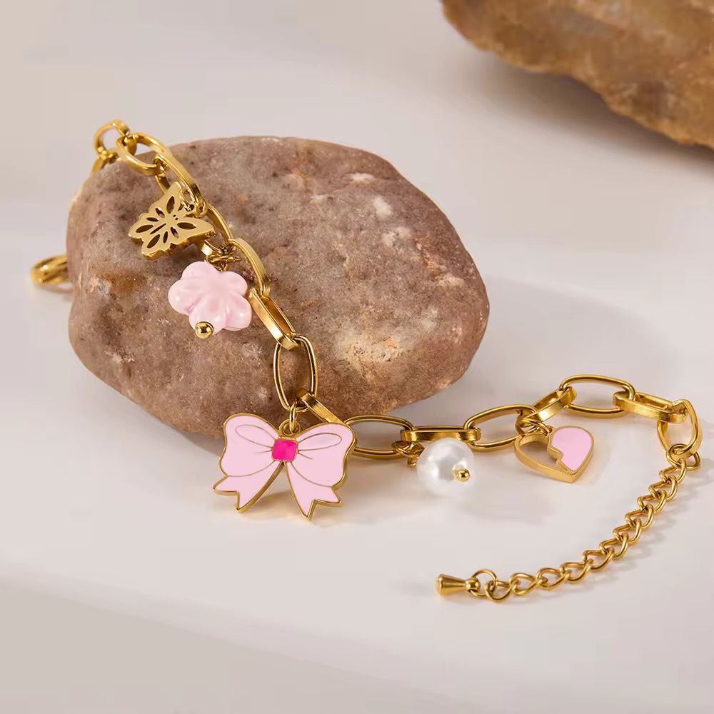 Oh So pretty Pink Bow Charm Bracelet